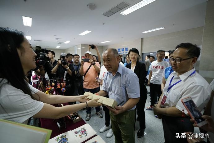 《共祝华诞中国梦·全民健身西青行》李宁运动中心举行开园活动