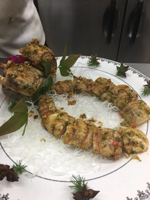 椒盐香辣皮皮虾鲜活制作,椒盐皮皮虾这样吃才过瘾鲜香脆爽