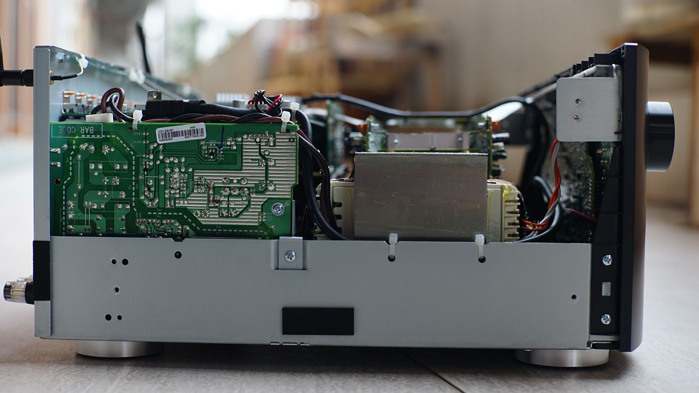 马兰士功放7013视频测试,马兰士sr7013推2.0落地箱