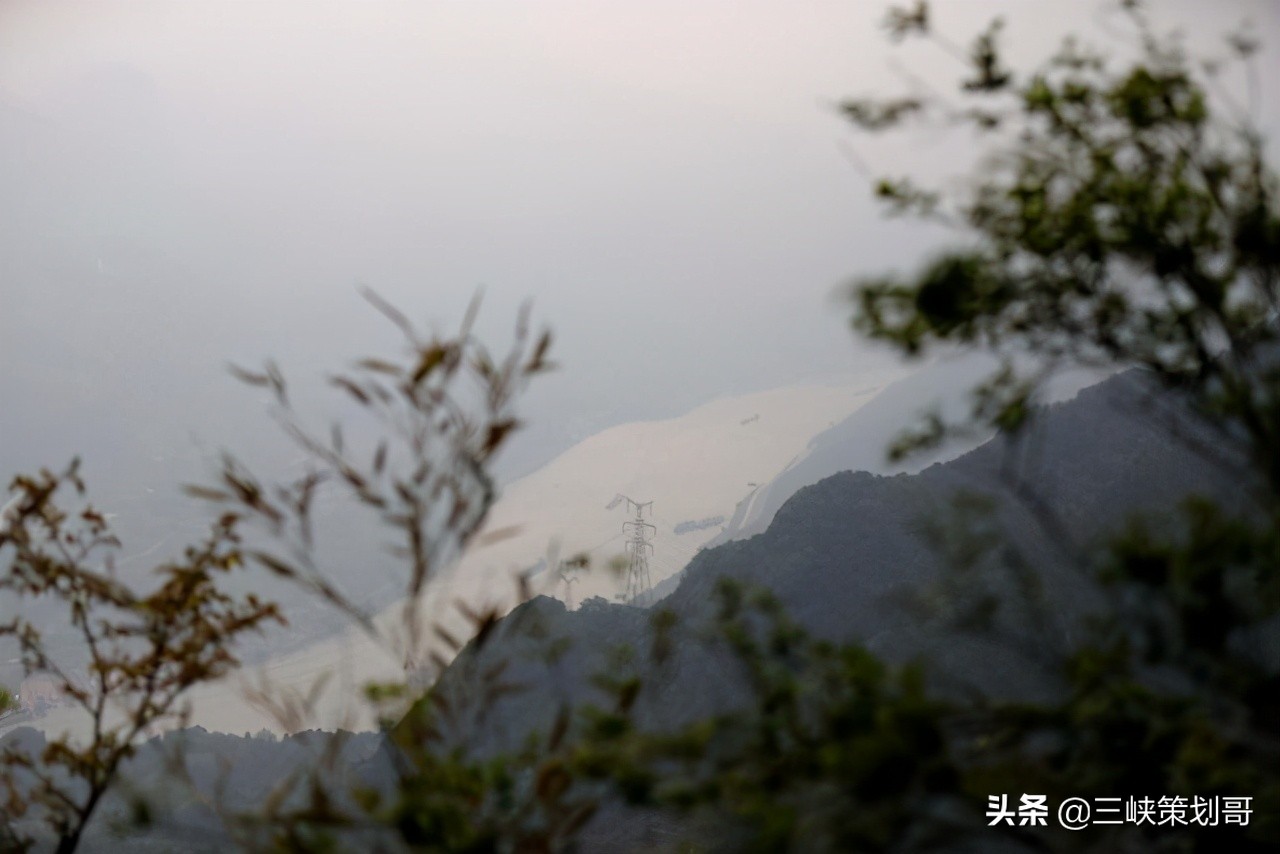 距离宜昌300公里有什么好玩的,距离宜昌近好玩的城市