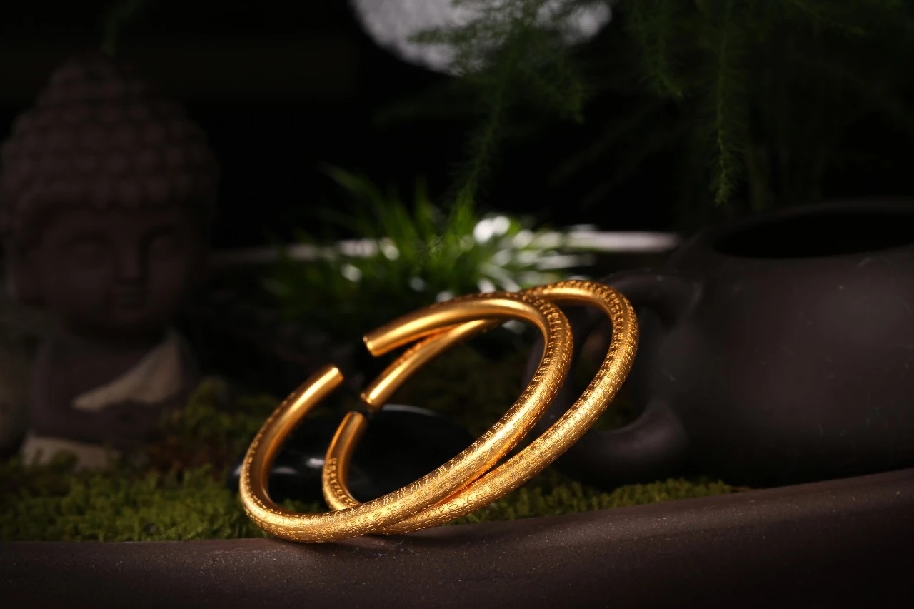 盘点十大必买的经典款黄金手镯,最适合长期佩戴的黄金手镯款式