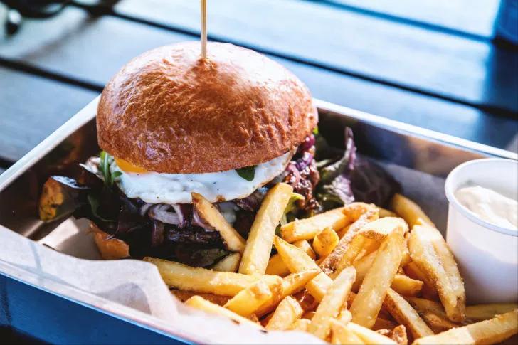 17岁小胖孩得脂肪肝,12岁男孩脂肪肝超重30公斤