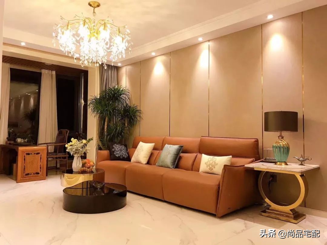 三房两厅新房轻奢风格效果图,小户型轻奢风装修90平米三房