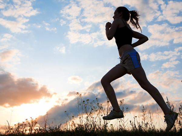 想要避免跑步岔气哪种做法更有效,长时间不跑步如何恢复跑步岔气