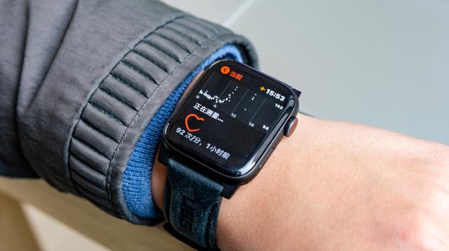 applewatch5和7对比,applewatch5蜂窝版评测