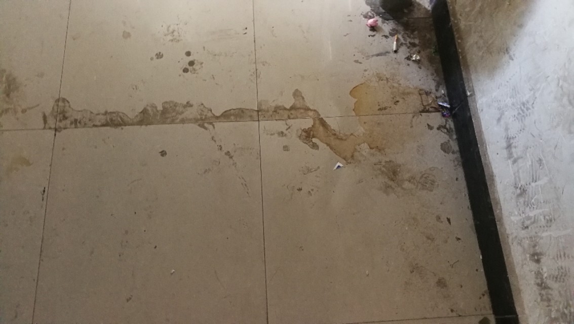 物业和住户谁的责任大,物业与业主冲突视频