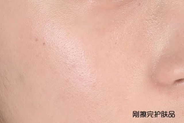 为什么男的喜欢女的素颜,男生其实喜欢的就是素颜