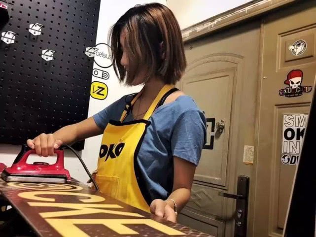 追求自由和刺激,追求刺激和自由