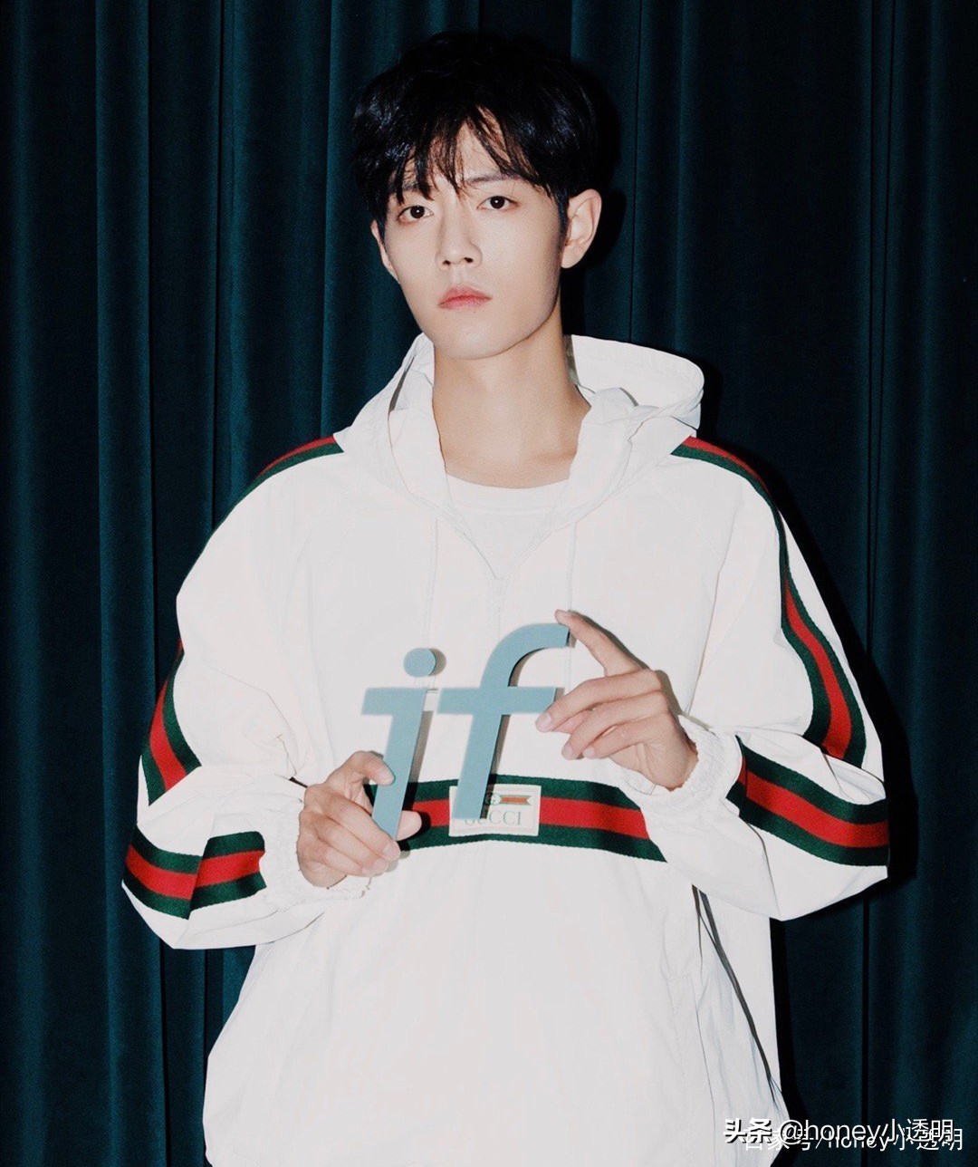 gucci肖战造型价格,gucci肖战同款托特包真假鉴定