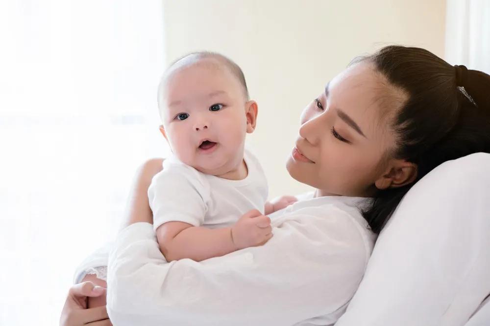 奶水不够怎样解决,奶水不够怎么解决