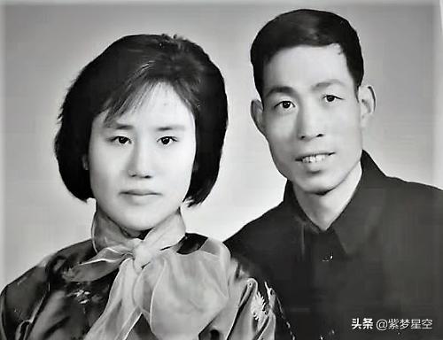 璁板繂纰庣墖浜屽彅浜屽┒,璁板繂鐨勭鐗囦簩鍝ュ畬鏁寸増