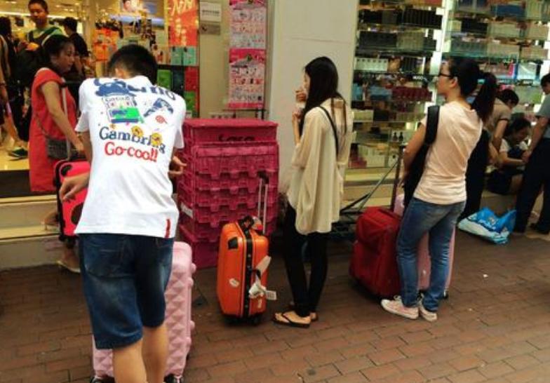 这么多假货你还敢找代购吗,代购老是被问真货还是假货