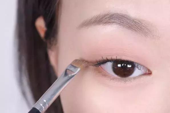 单眼皮日常眼妆教程,单眼皮眼妆教程视频