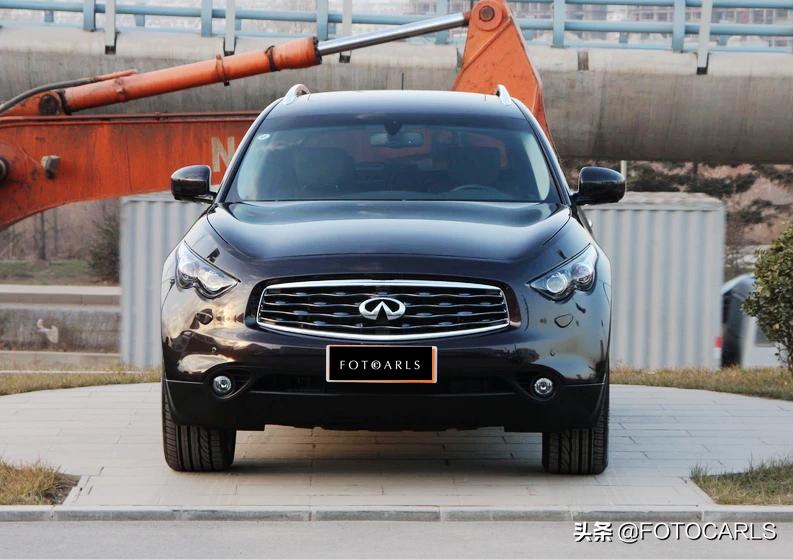 英菲尼迪fx50巅峰版评测,fx50巅峰版试驾