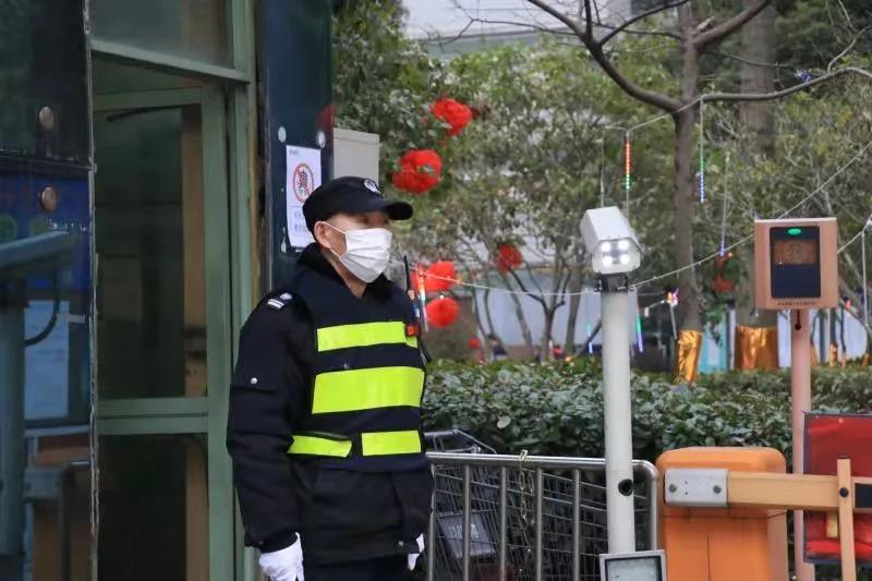 苦等十几年！951户业主表决通过！刚刚，无锡这里换物业成功了