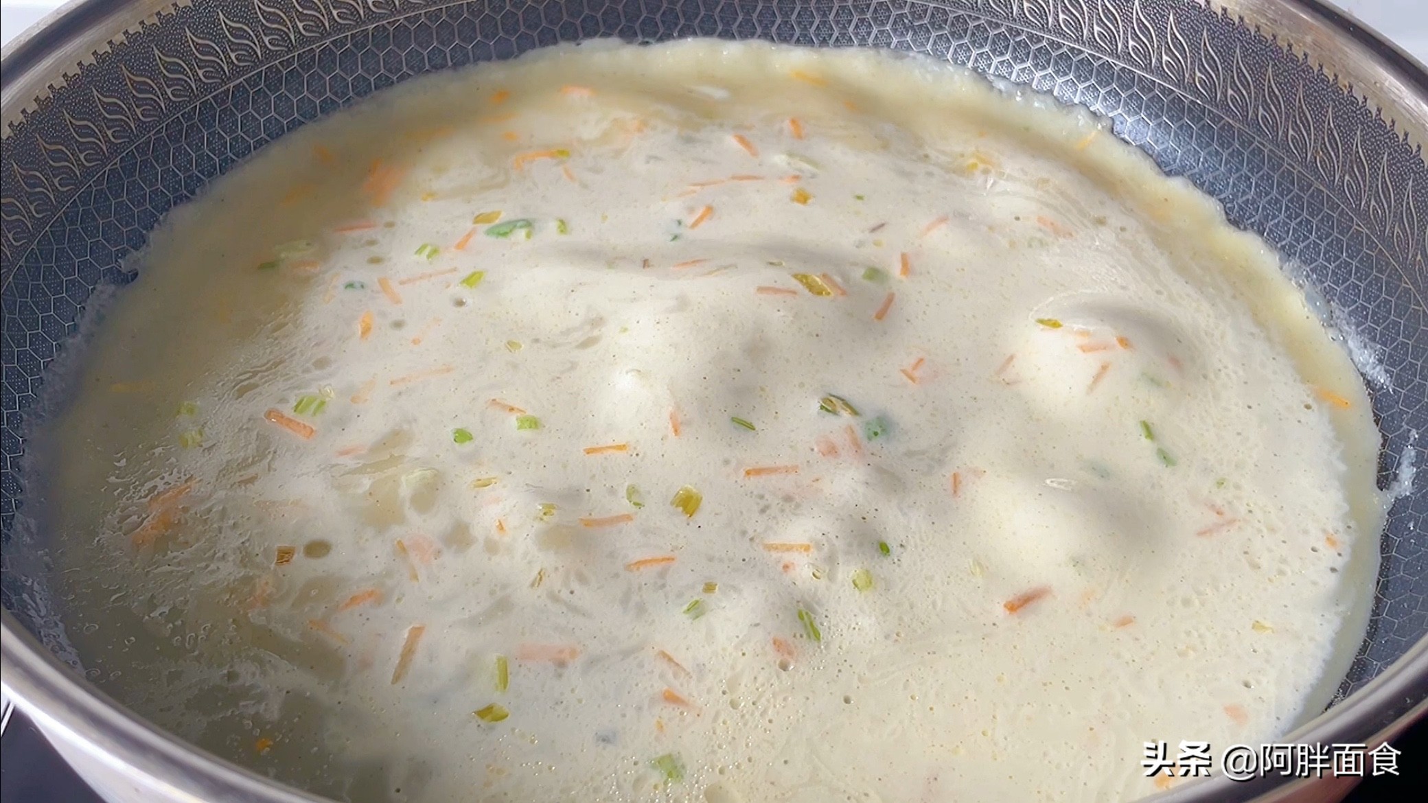 面糊怎么摊煎饼,怎样摊煎饼调面糊好吃