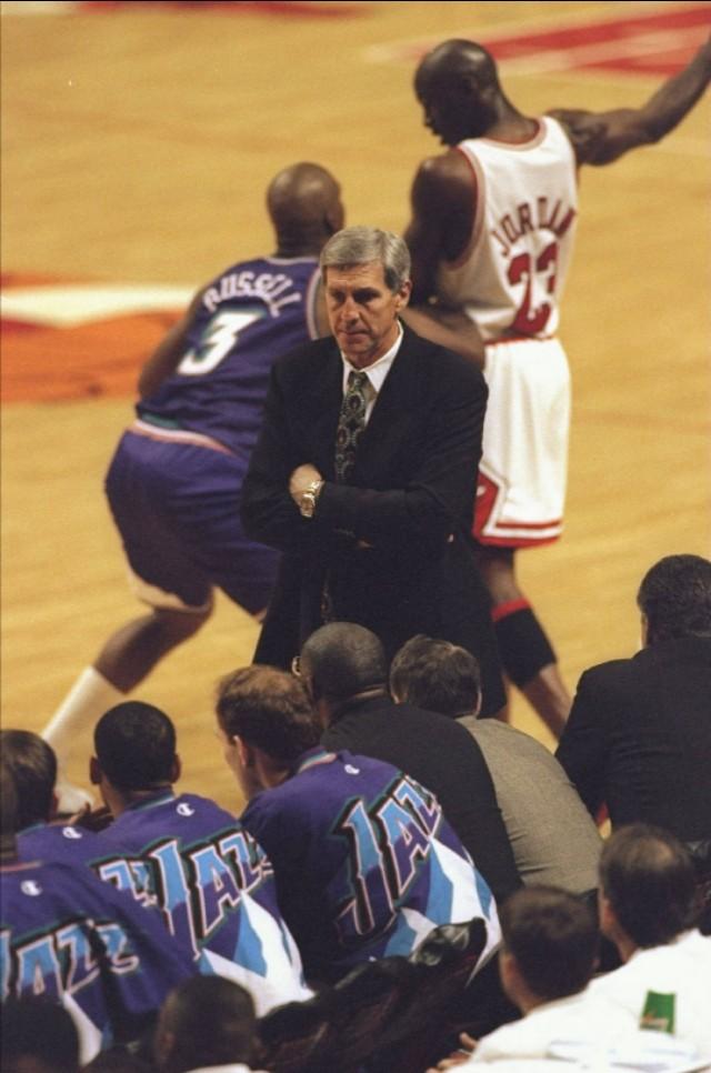 爵士重返季后赛,爵士大雪山球衣