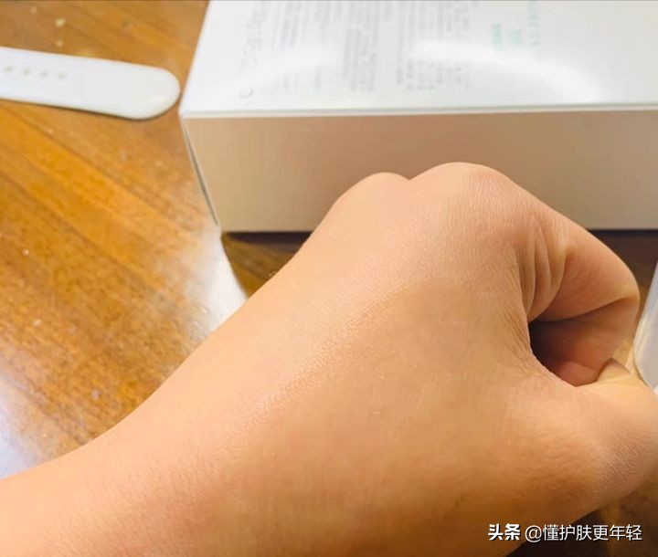 含酒精的护肤品适合哪种肌肤,红血丝肤质可以用酒精类护肤品么