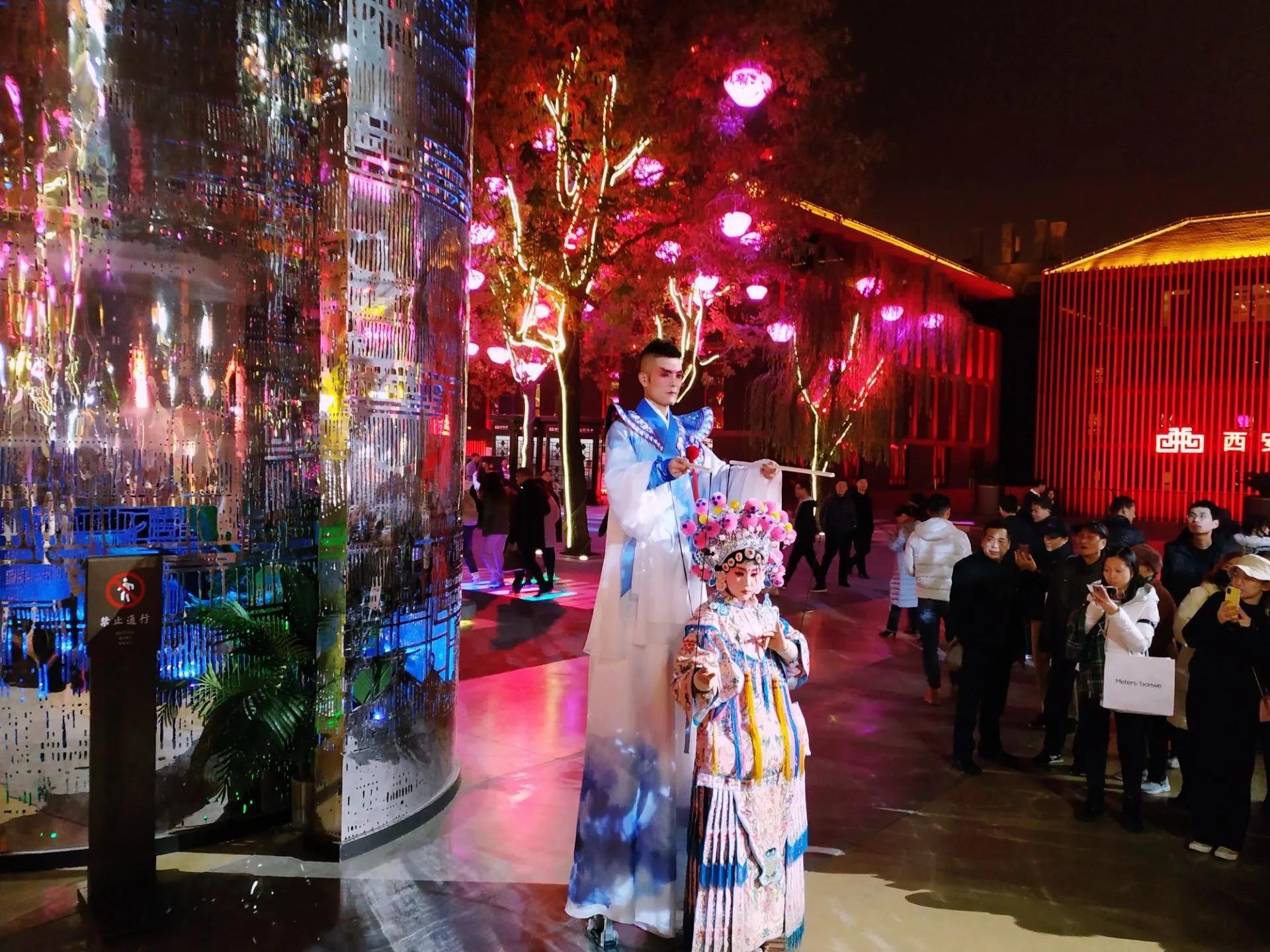 西安大唐不夜城值得去吗,西安大唐不夜城人气爆棚心念旧巷