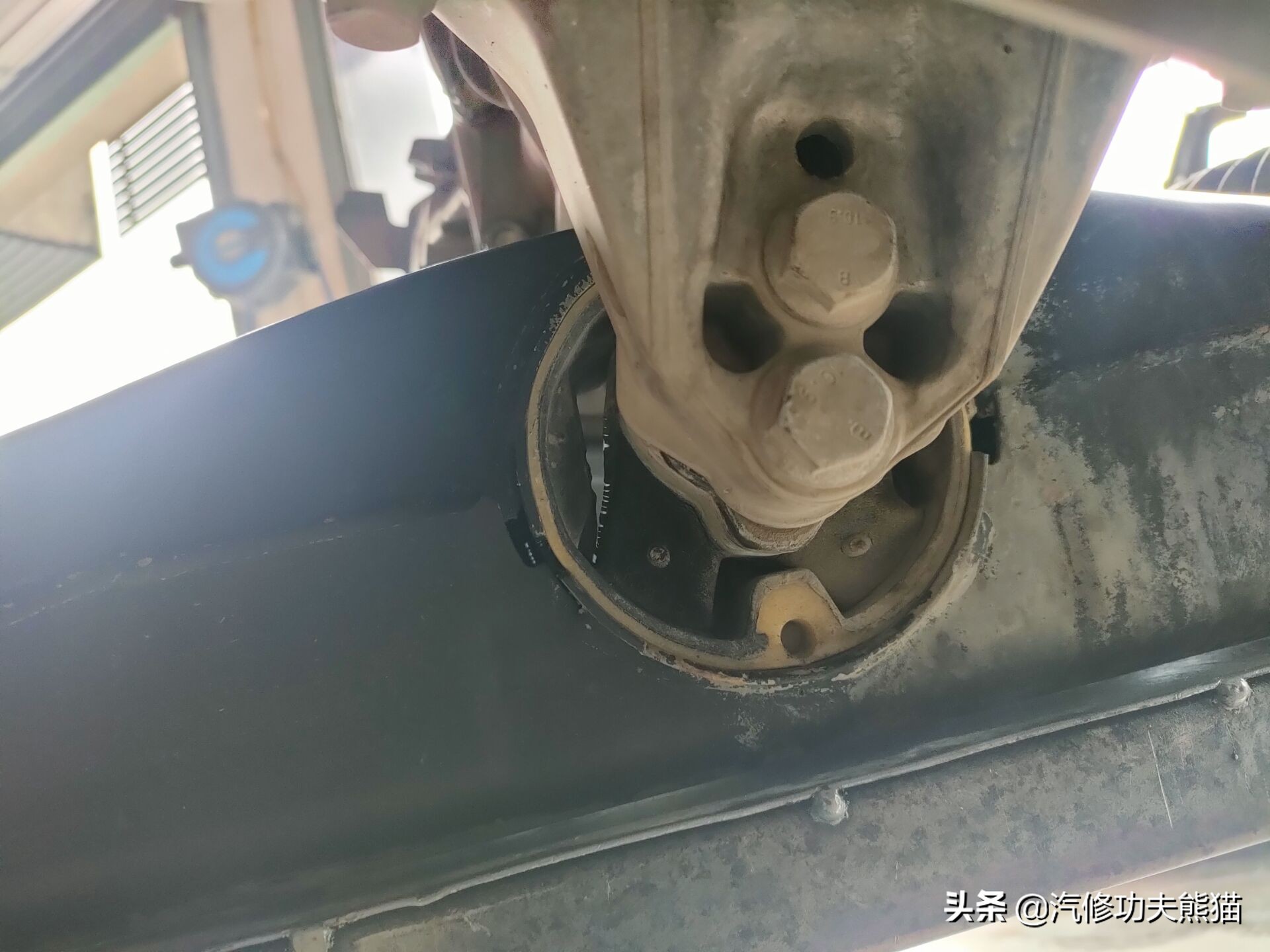 二手途锐烧机油怎么办,二手大众途锐烧机油