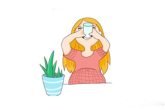 怀孕可以喝蜂蜜水吗对胎儿有影响,孕妇喝蜂蜜水是会难生产吗