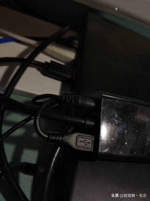 ,穷大学生购买二手显示屏悲惨经历