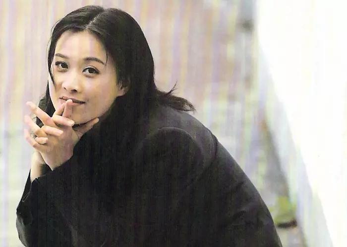 那英暗恋蔡国庆吗,那英结过几次婚