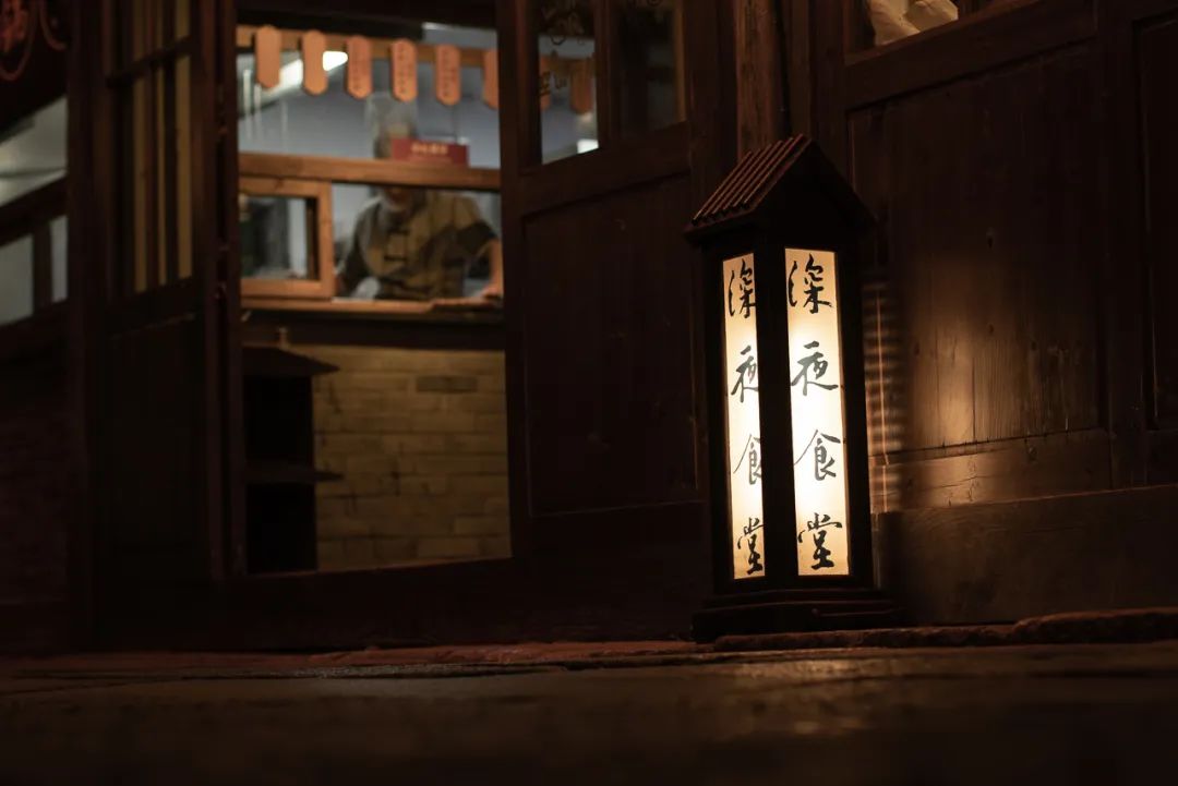 夜游乌镇西栅坐船可以坐多久,乌镇夜游攻略