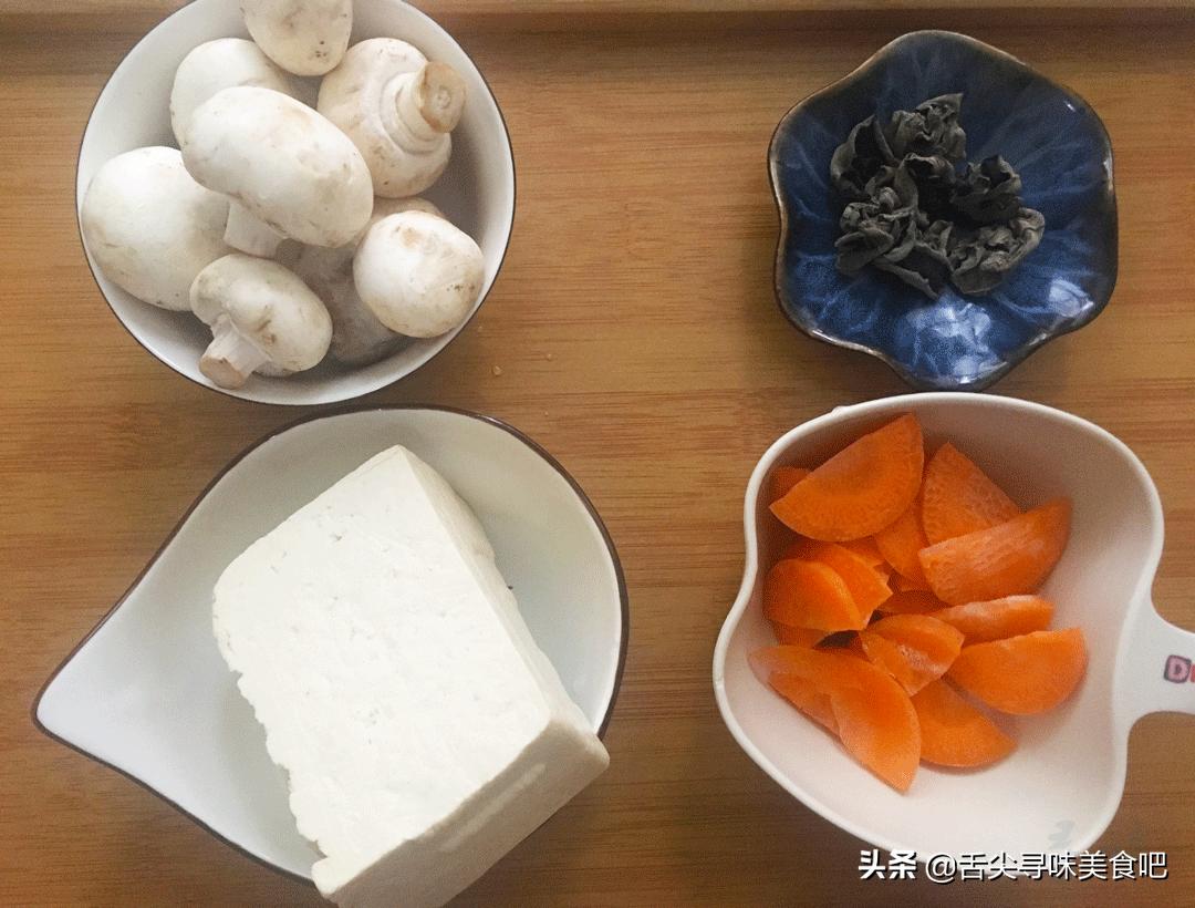 素炒口菇需要过水吗,清炒口菇需要焯水吗