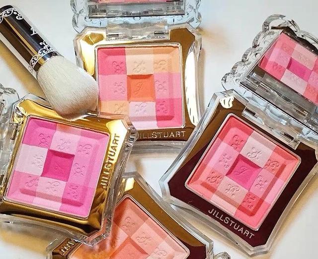 网红化妆品黑榜前十名,有哪些过气网红化妆品