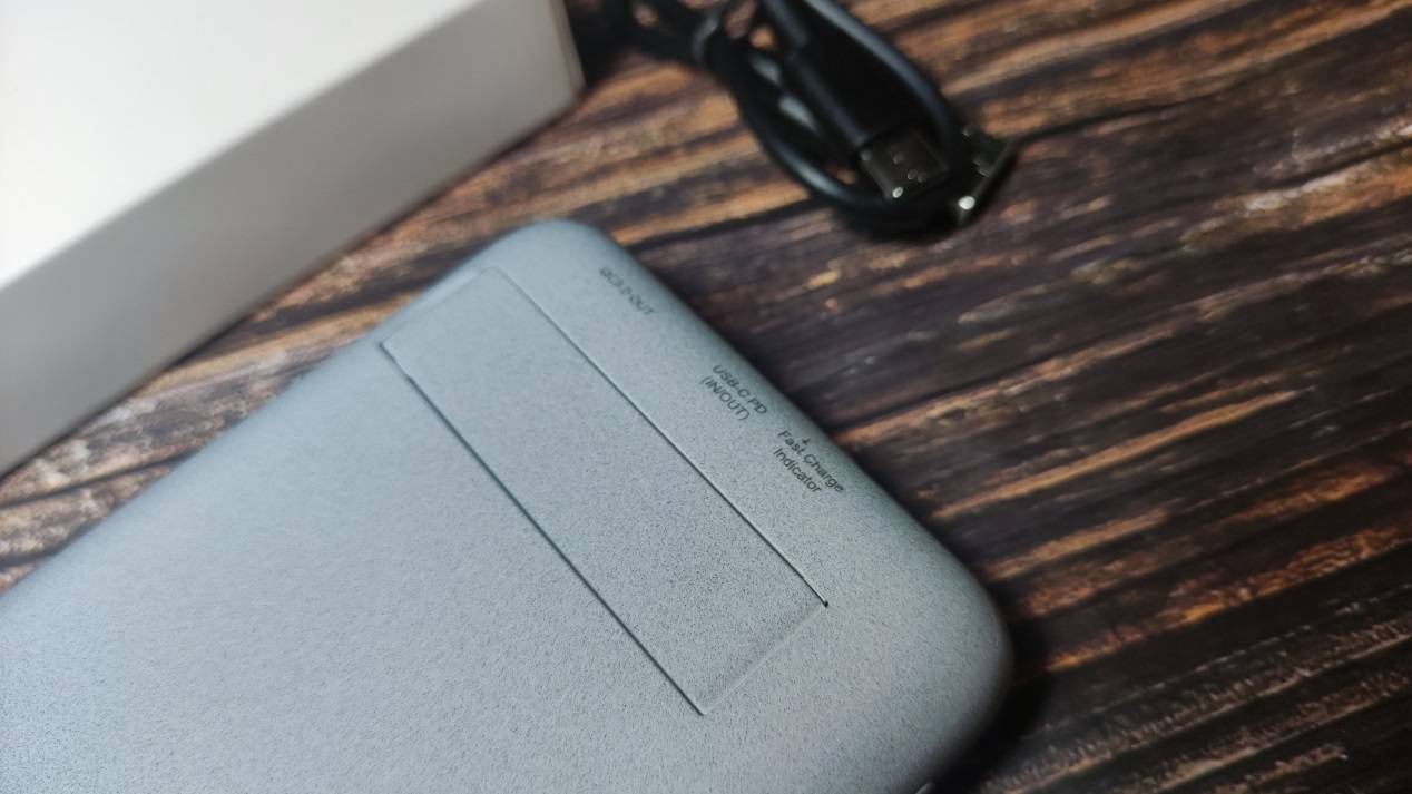 苹果无线充电宝magsafe正品识别,南卡power3充电宝无线充电测试