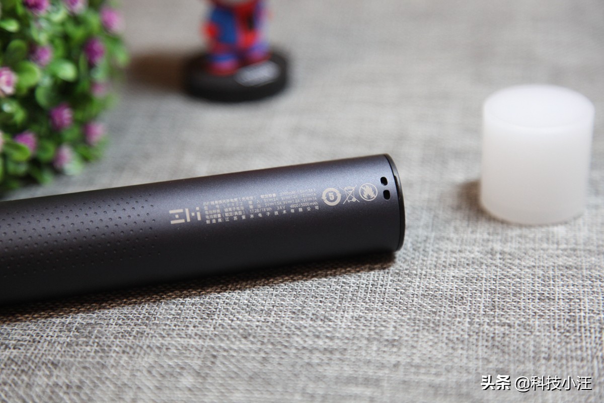 紫米随身手电筒,紫米强光手电筒图片