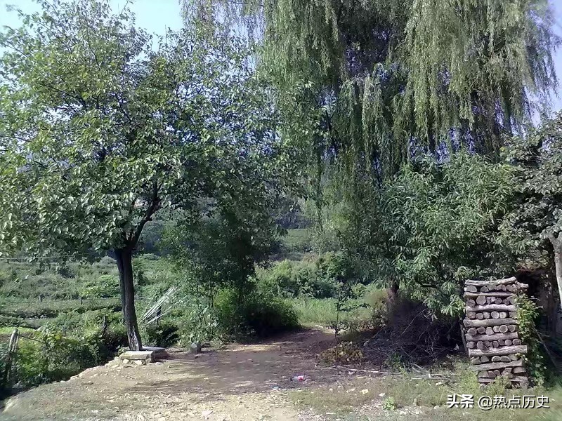 信阳最美的景点不是鸡公山和南湾湖，而是不出名的黑龙潭