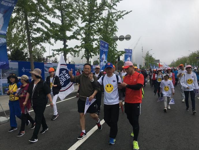 大连国际徒步大会出发现场,大连国际徒步大会10公里