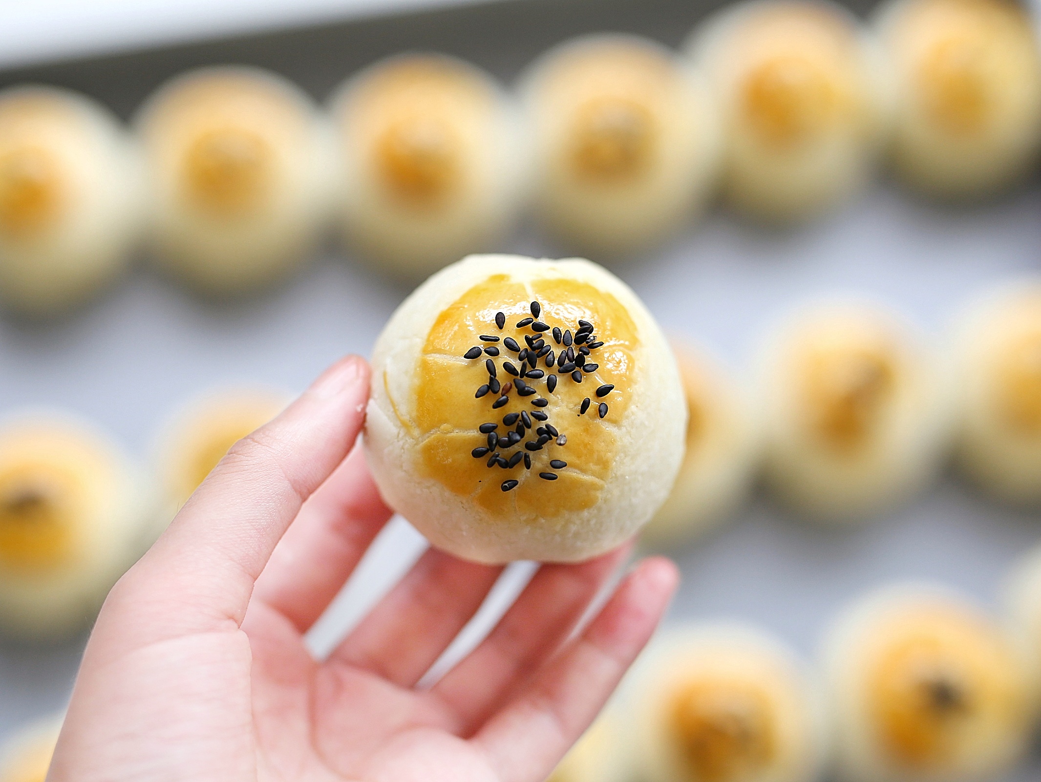 不用烤箱怎么做蛋黄油酥,蛋黄酥可以不用猪油做吗