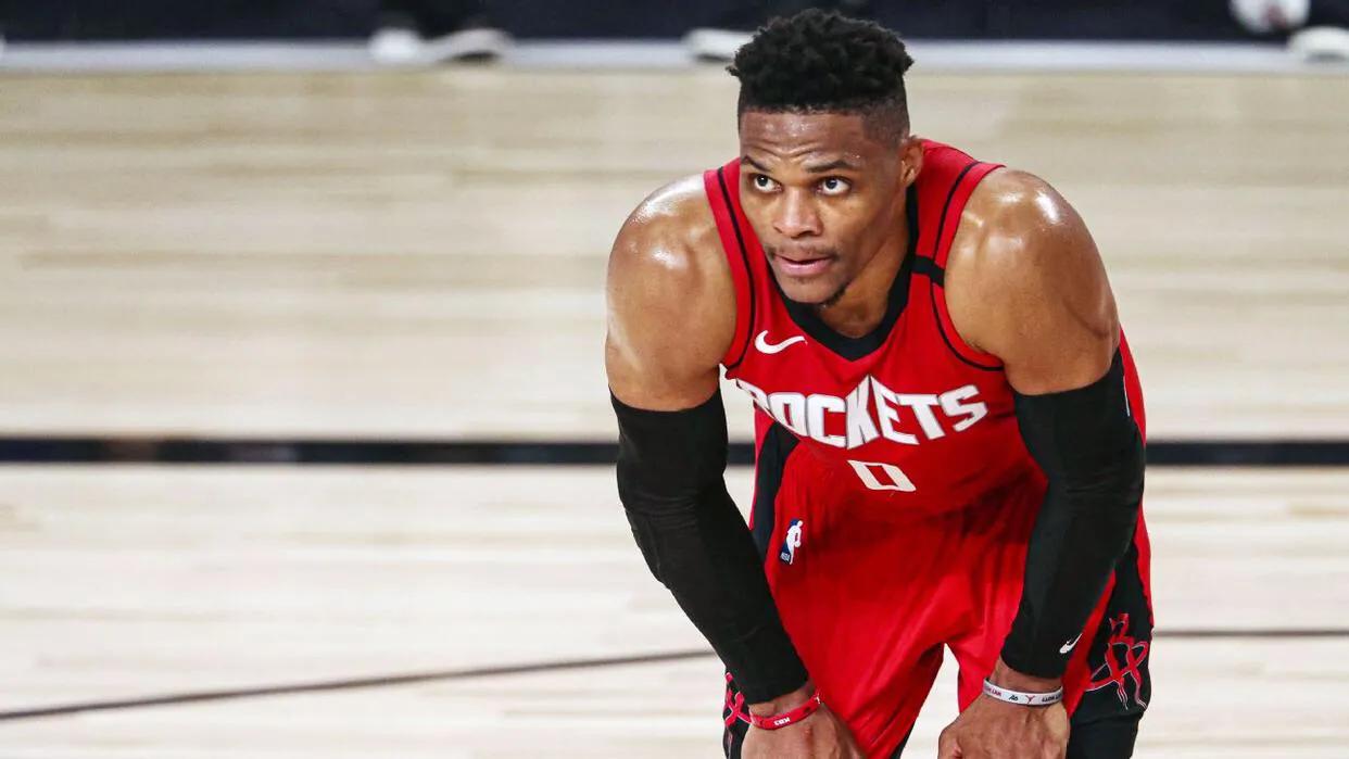 火箭雄鹿酿成大交易,火箭队17连胜雄鹿