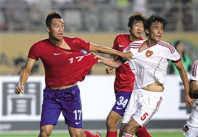 申花新援加练金信煜,申花韩国中锋金信煜有多高