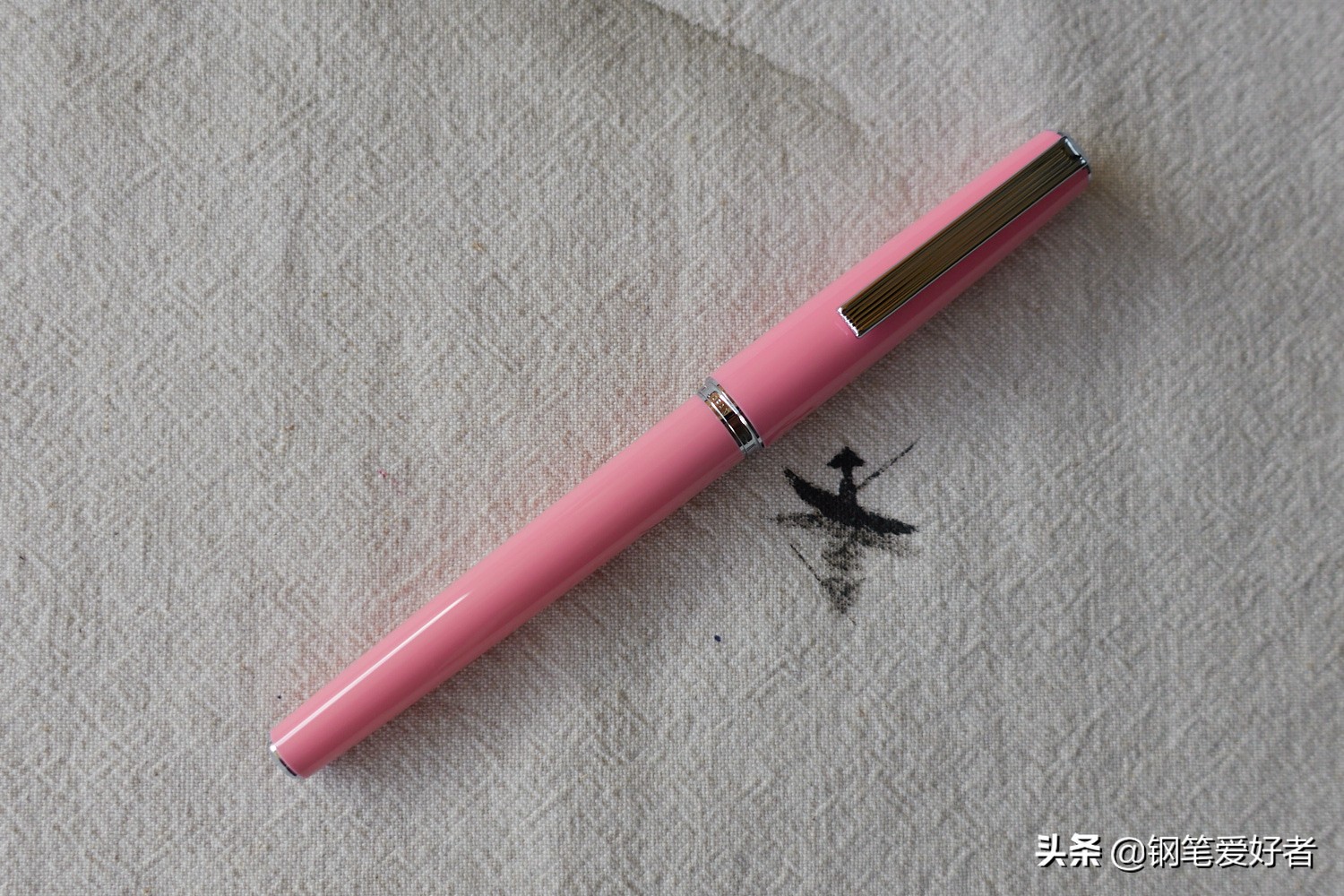 最便宜的日系钢笔,最适合练字的日系钢笔