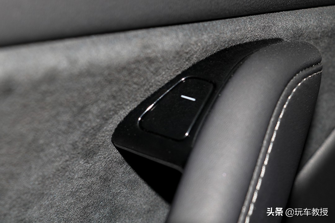 奥迪a4和特斯拉model3怎么选,特斯拉model3焕新版奥迪a4