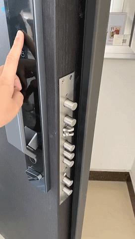 普通入户门怎么改装智慧门,入户门二次安装