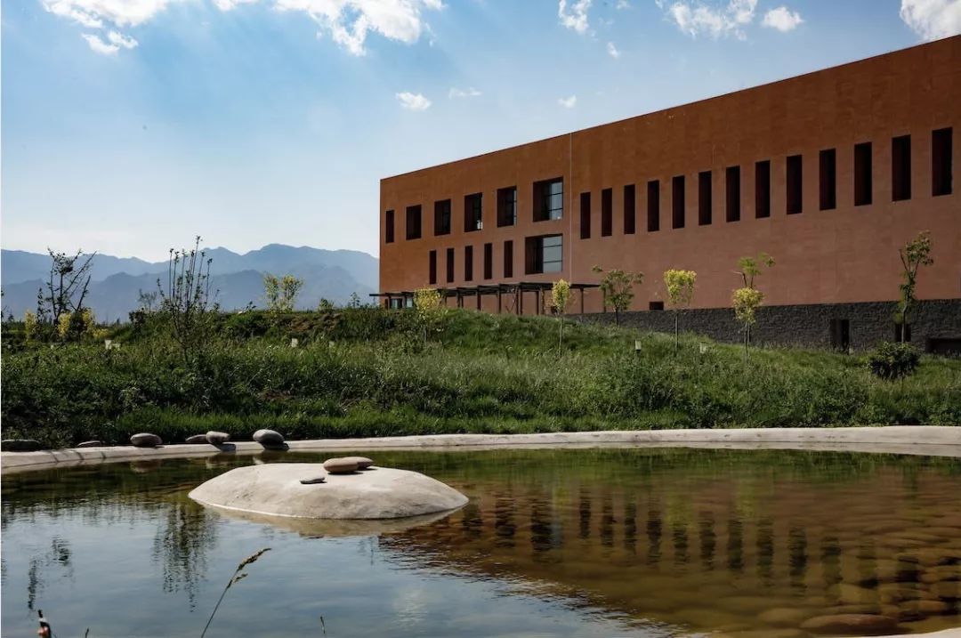 宁夏长和翡翠酒庄有限公司,贺兰山东麓长和翡翠酒庄