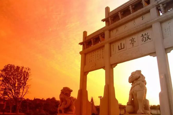 陈毅游览宣城美景后,用一首诗描写如画景色,彰显出了旷达的胸怀