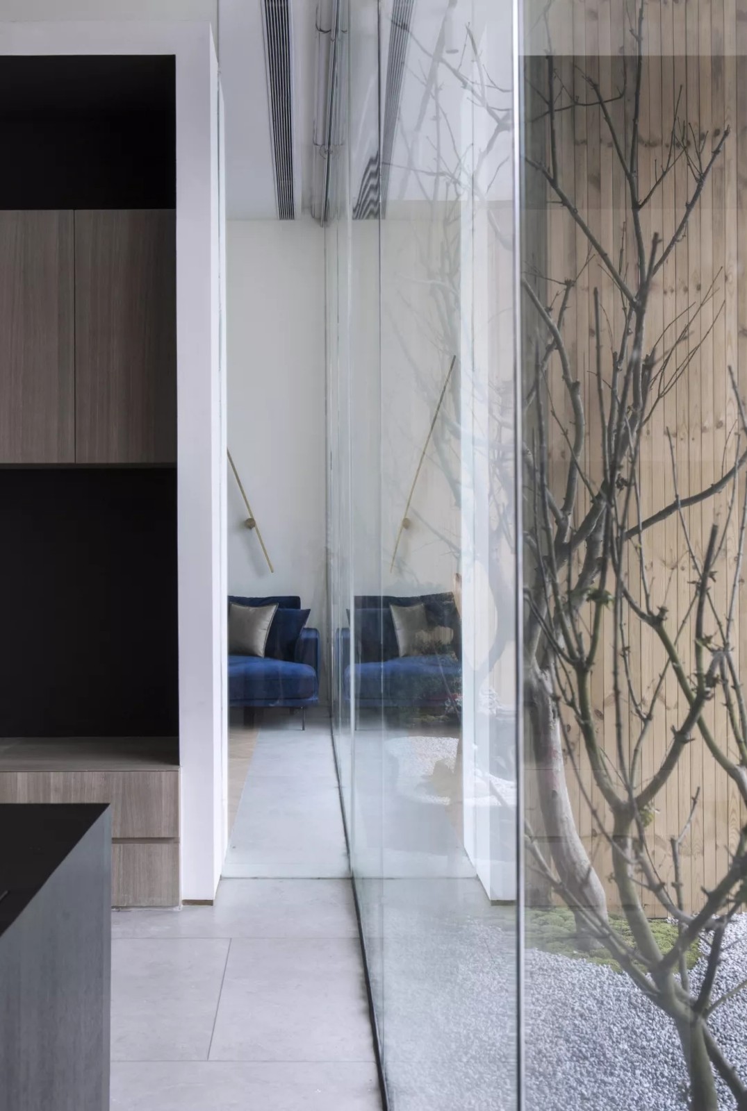 拯救城市遗忘边角的一间办公室|Between之间设计_欧模网