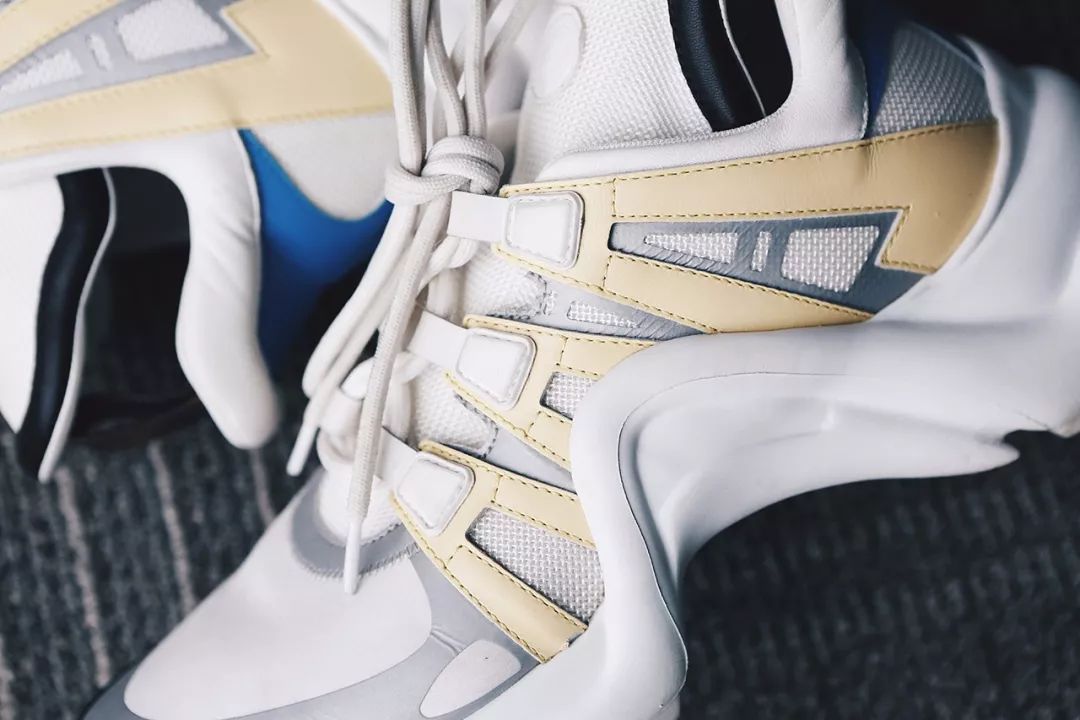 lv老爹鞋女款archlight,lv老爹鞋白色老花真假