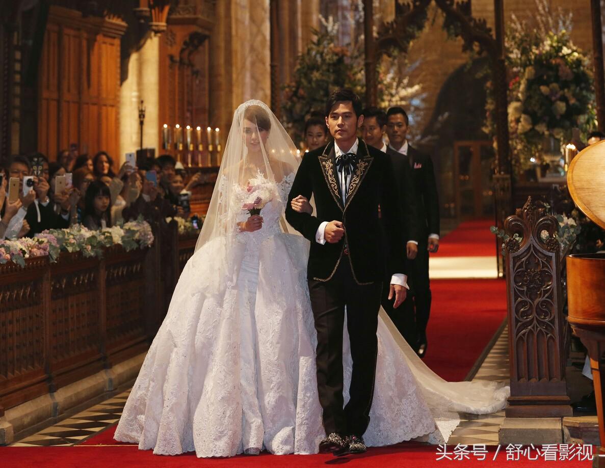 这位华语圈顶级音乐人,如今幸福的只剩奶茶和月半!