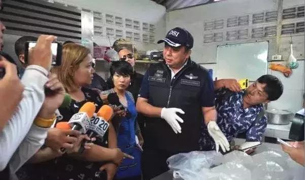 你的LV、Gucci竟来自这里?大量假货专坑中国人……触目惊心!