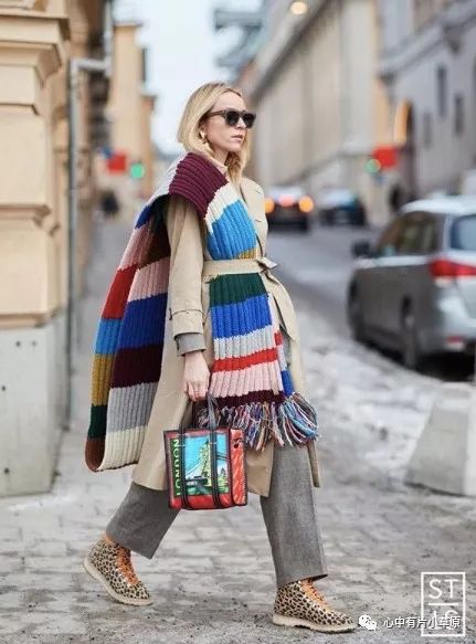 balenciaga粉色蝴蝶结包,balenciaga爆款包