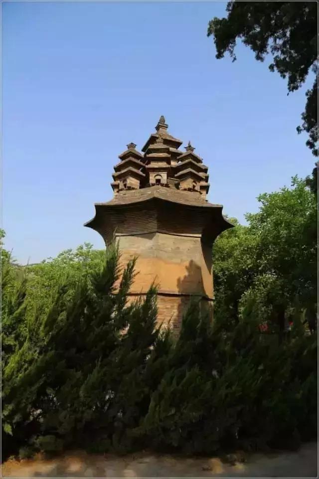 中国最神秘的4座佛塔,中国著名的佛塔排名