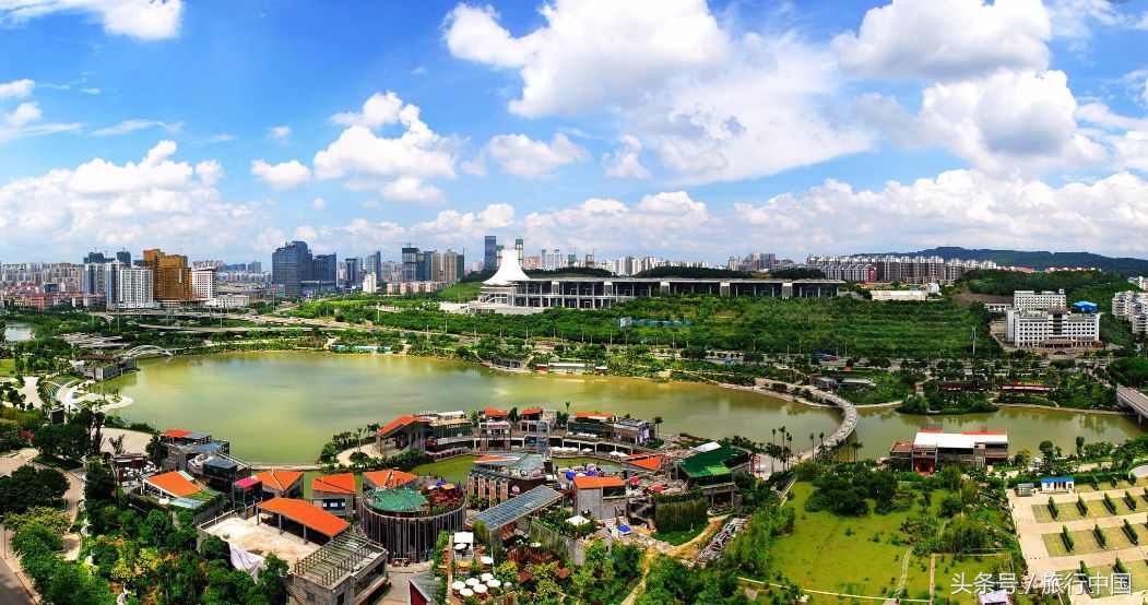 旅游最美的风景在火车上,一张火车票走遍中国最美的地方