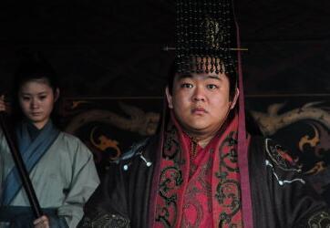 诸葛亮劝刘备杀死养子刘封的原话,诸葛亮为何劝刘备赐死养子刘封